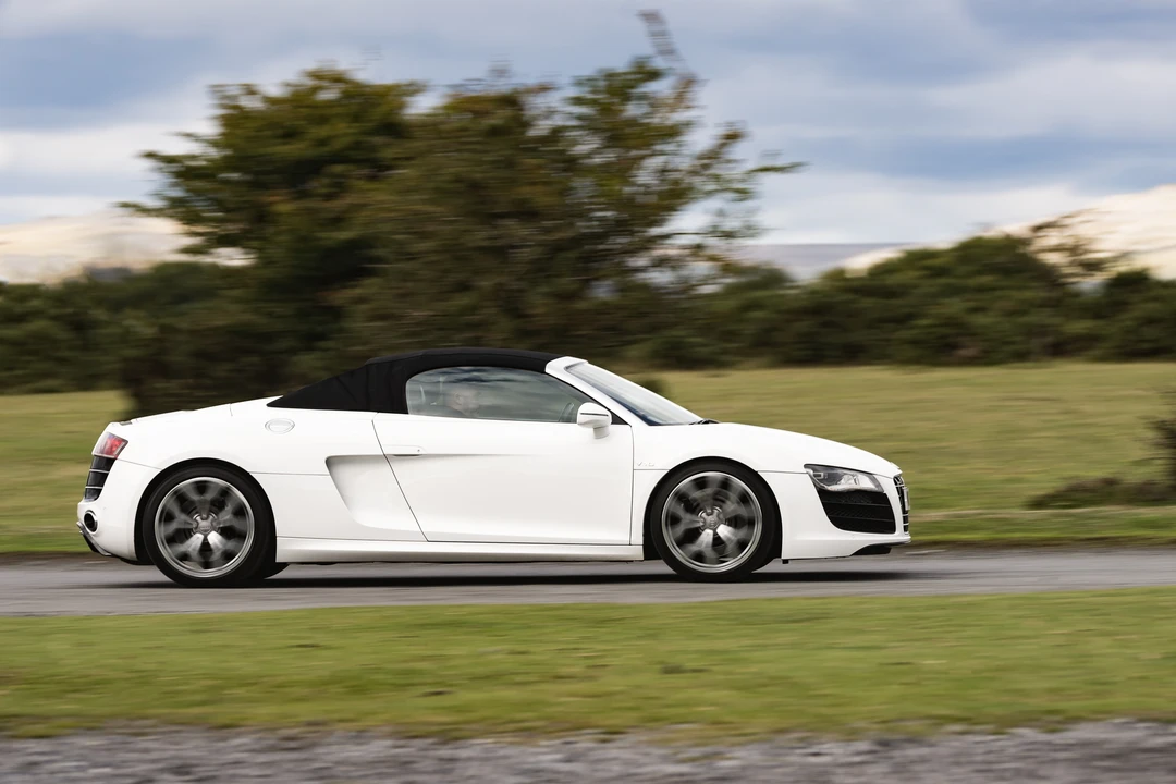 2010 Audi 42 R8 - Image 13 of 31