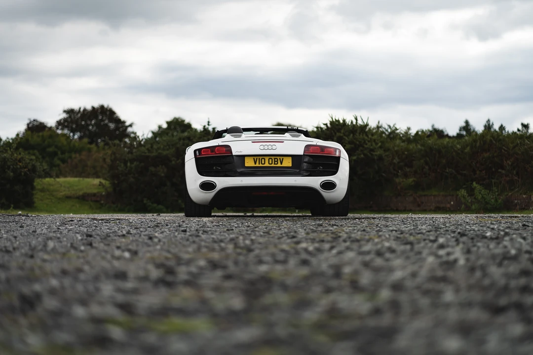 2010 Audi 42 R8 - Image 7 of 31