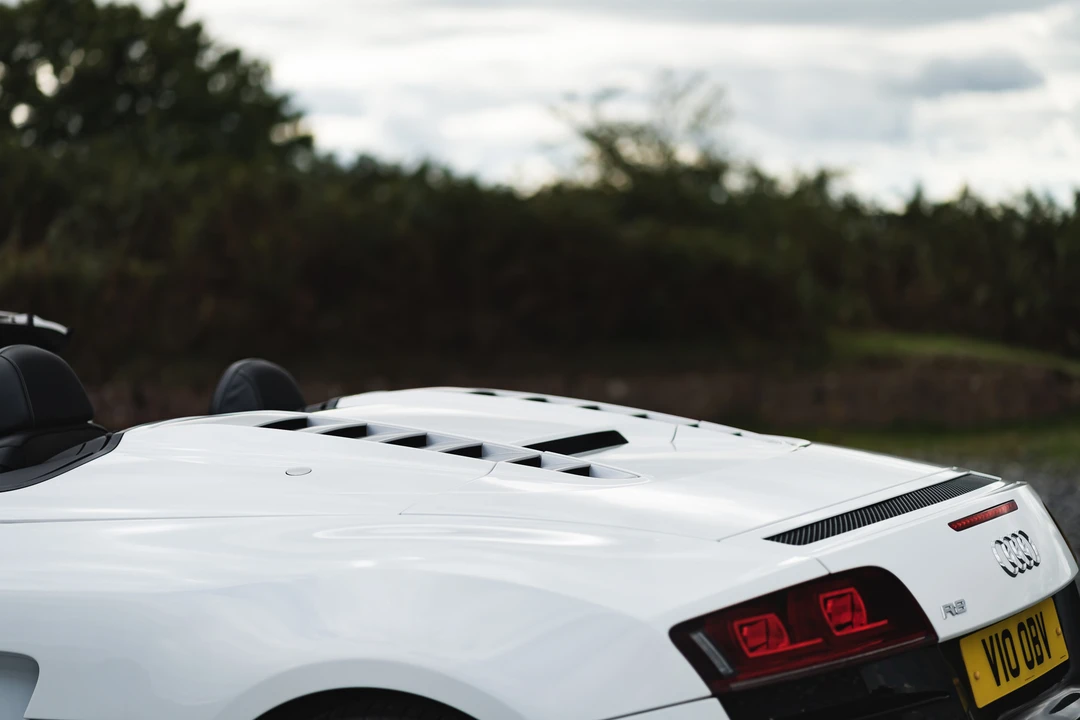 2010 Audi 42 R8 - Image 30 of 31
