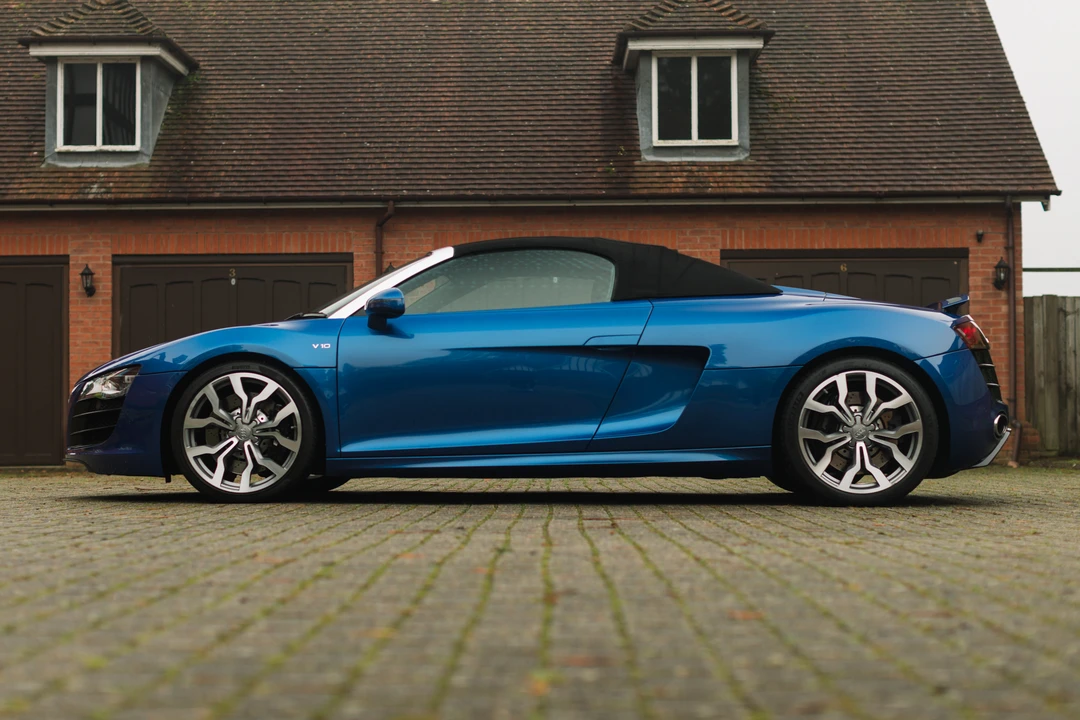 2010 Audi 42 R8 - Image 12 of 31