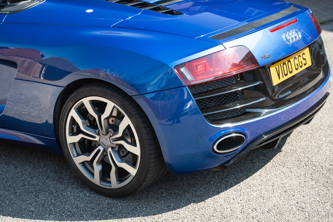 2010 Audi 42 R8 - Image 25 of 31