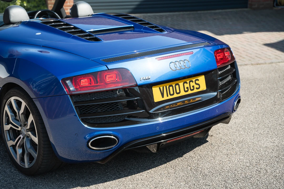 2010 Audi 42 R8 - Image 26 of 31