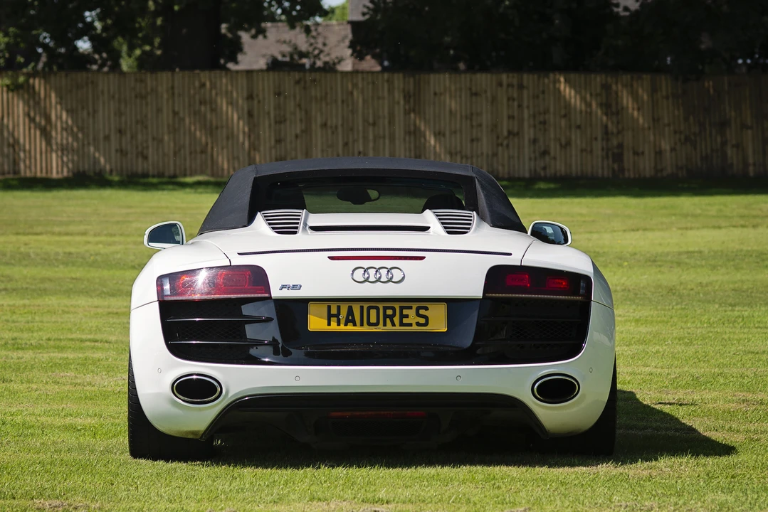 2010 Audi 42 R8 - Image 5 of 31