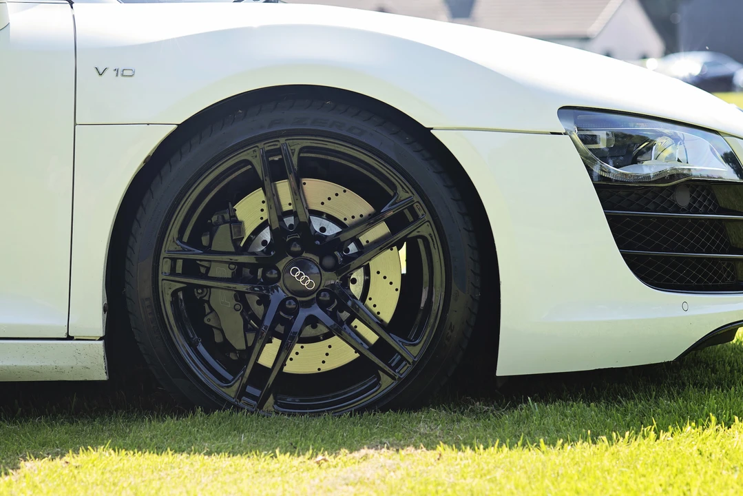 2010 Audi 42 R8 - Image 20 of 31