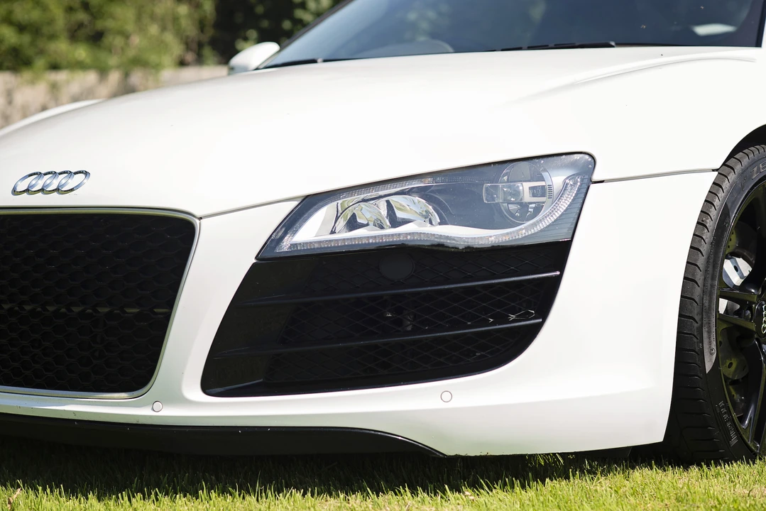 2010 Audi 42 R8 - Image 23 of 31
