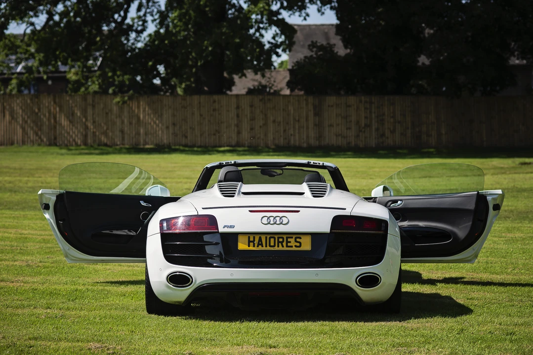 2010 Audi 42 R8 - Image 12 of 31