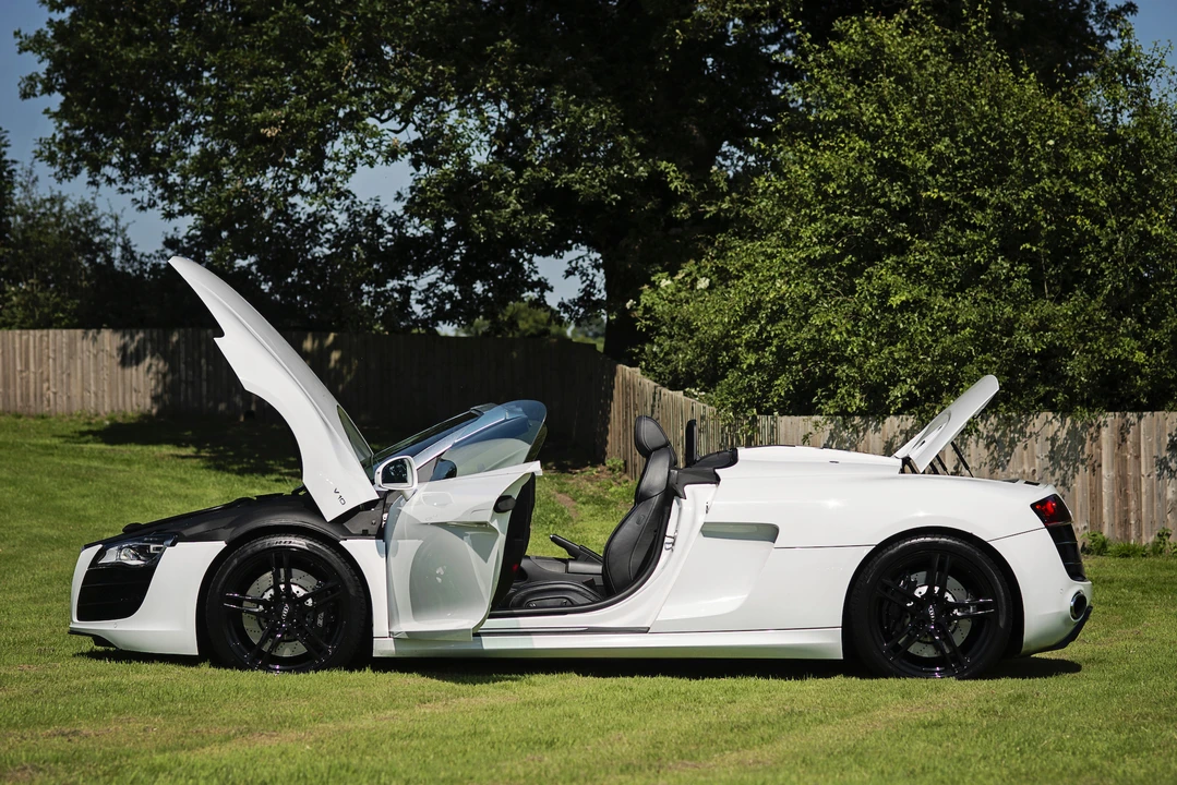 2010 Audi 42 R8 - Image 11 of 31