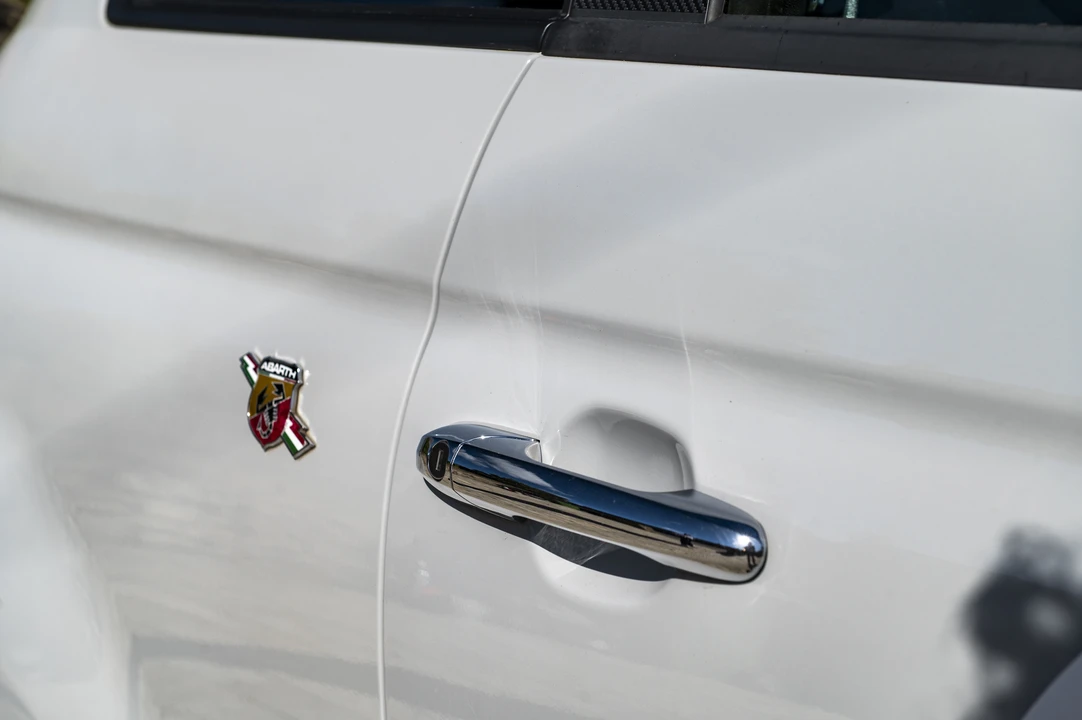 2010 Fiat Abarth 500 - Image 19 of 31