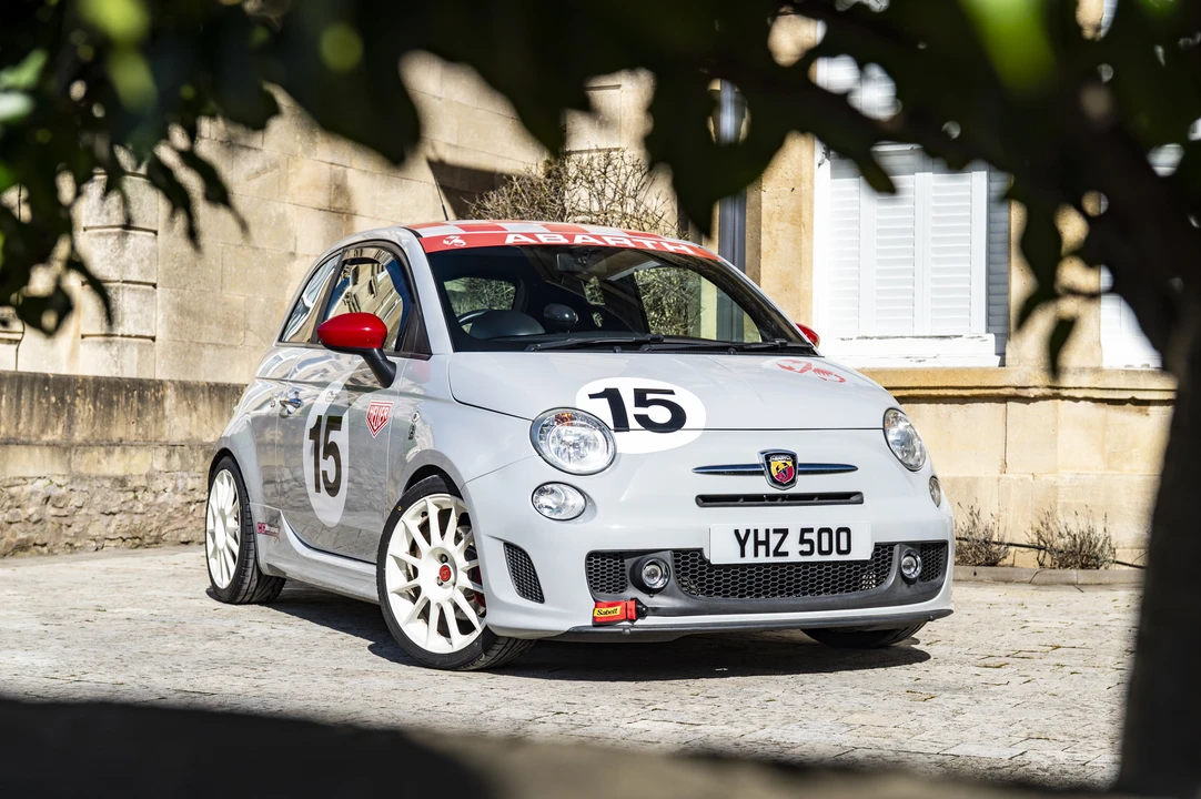 2010 Fiat Abarth 500 - Image 9 of 31