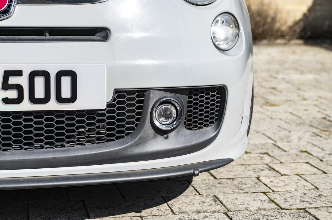 2010 Fiat Abarth 500 - Image 22 of 31