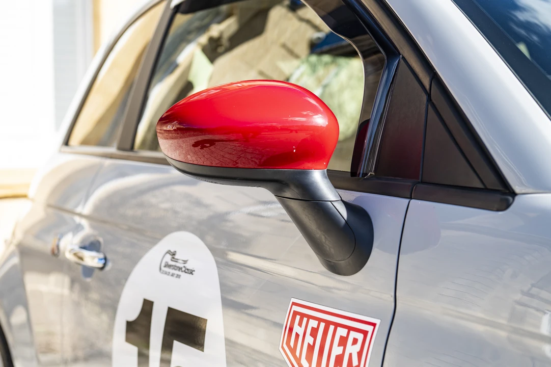 2010 Fiat Abarth 500 - Image 23 of 31