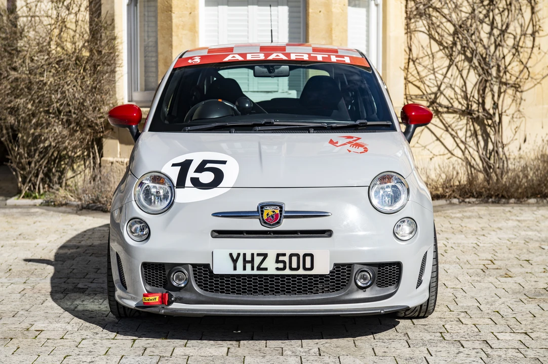 2010 Fiat Abarth 500 - Image 10 of 31