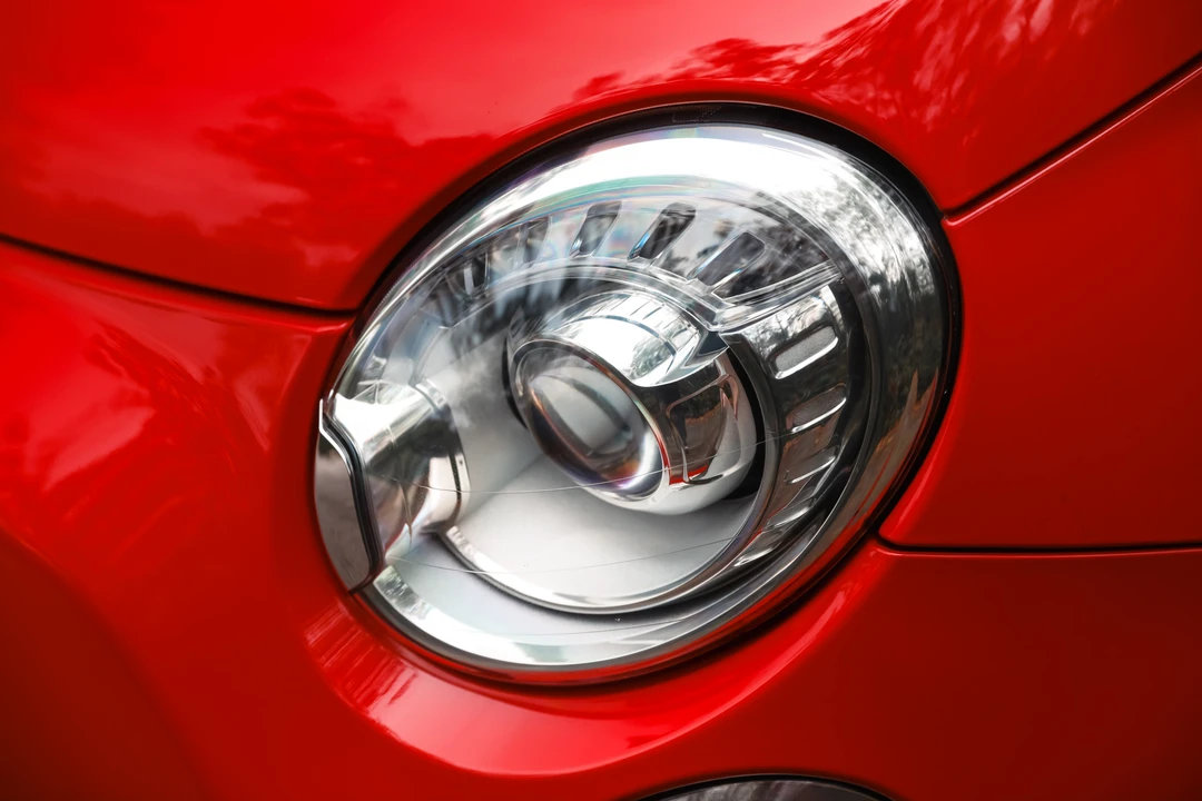2010 Fiat Abarth 500 - Image 24 of 31