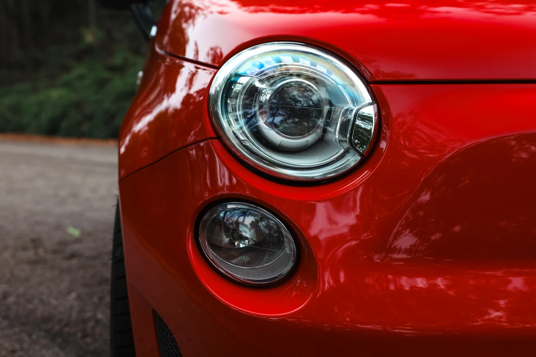 2010 Fiat Abarth 500 - Image 27 of 31