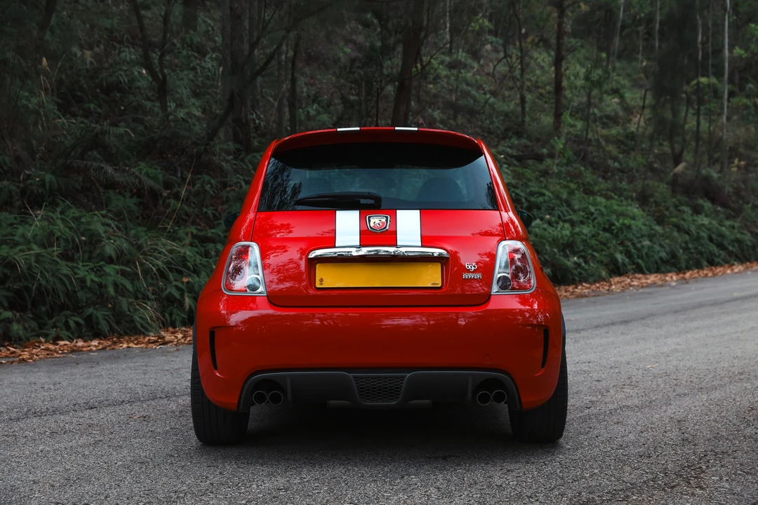 2010 Fiat Abarth 500 - Image 6 of 31