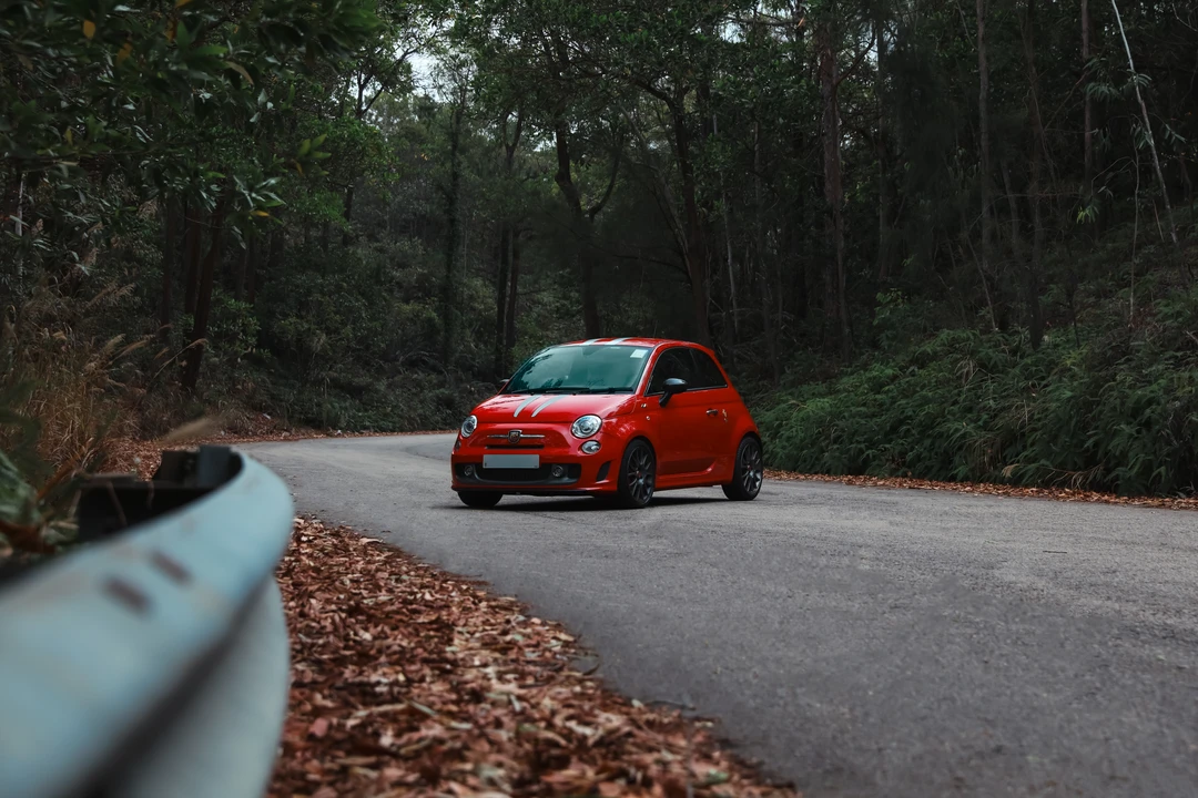 2010 Fiat Abarth 500 - Image 12 of 31