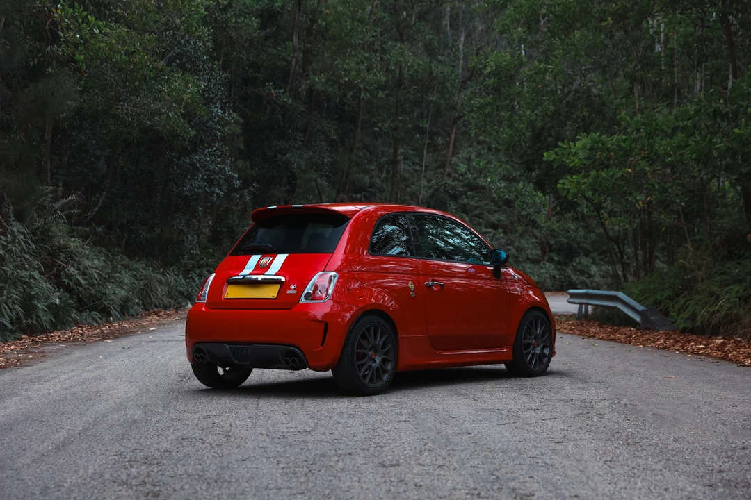 2010 Fiat Abarth 500 - Image 5 of 31
