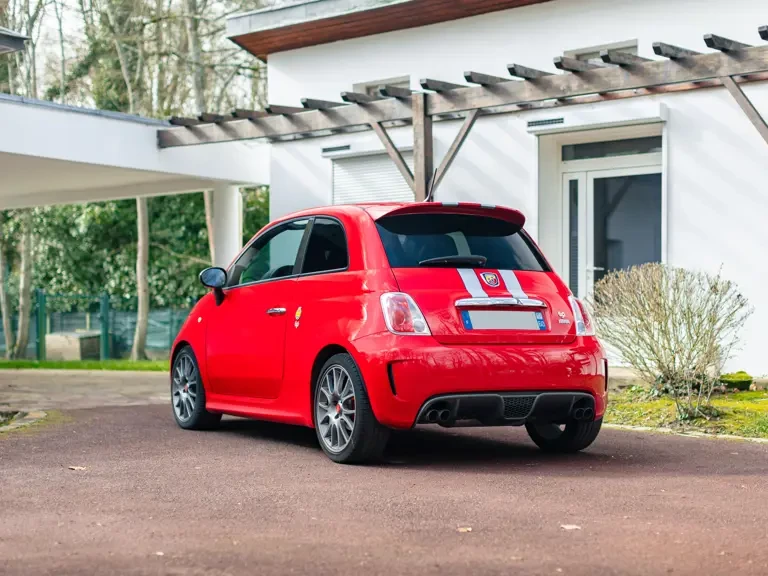 2010 Abarth - Image 11 of 31