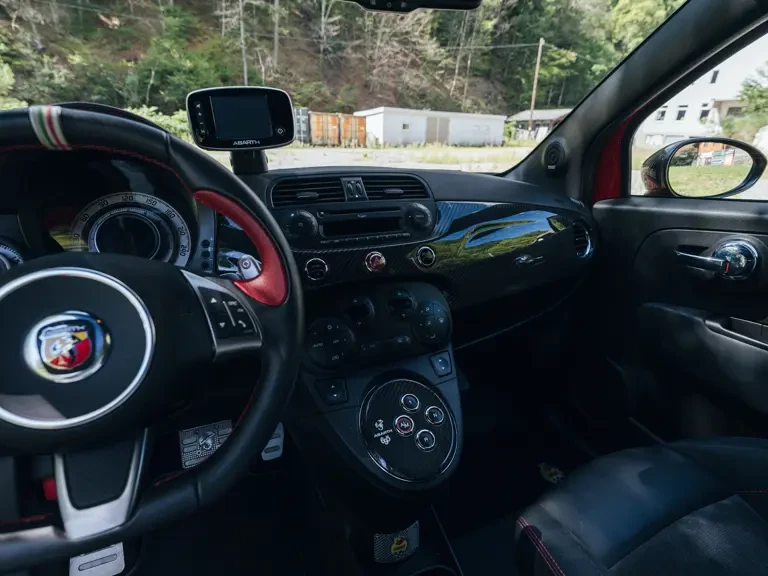 2010 Abarth 1000 - Image 16 of 31
