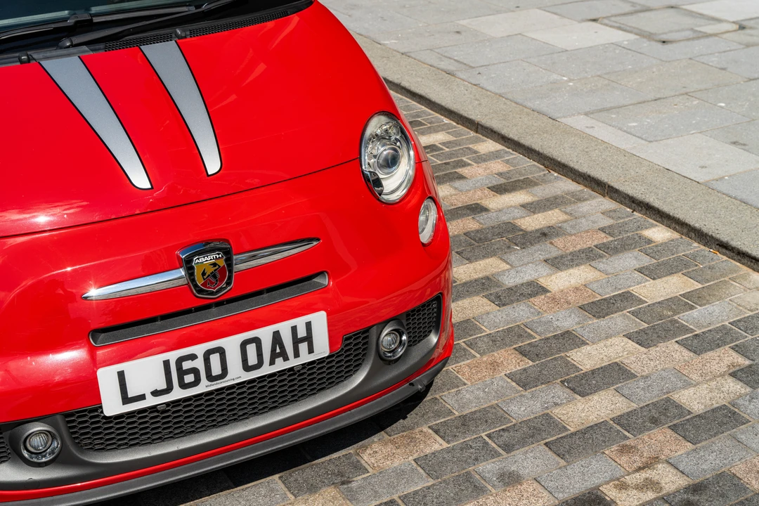 2010 Fiat Abarth 500 - Image 11 of 31