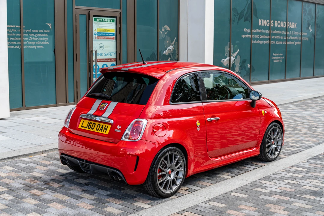 2010 Fiat Abarth 500 - Image 5 of 31