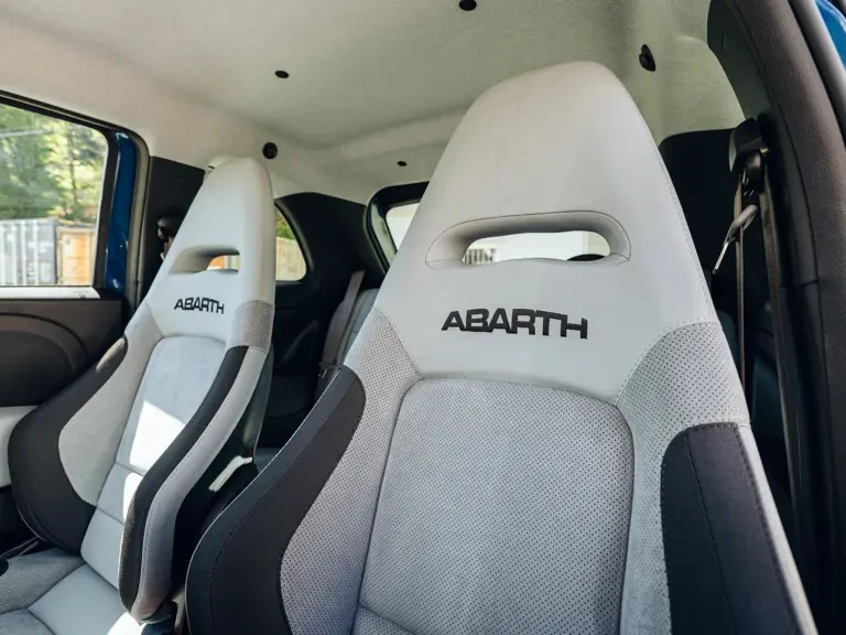 2010 Abarth 1000 - Image 14 of 31