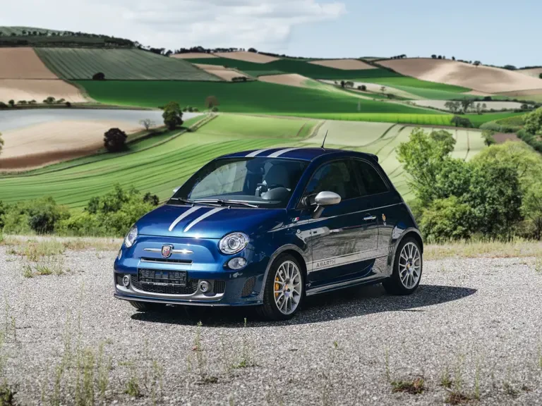 2010 Abarth 1000 - Image 2 of 31