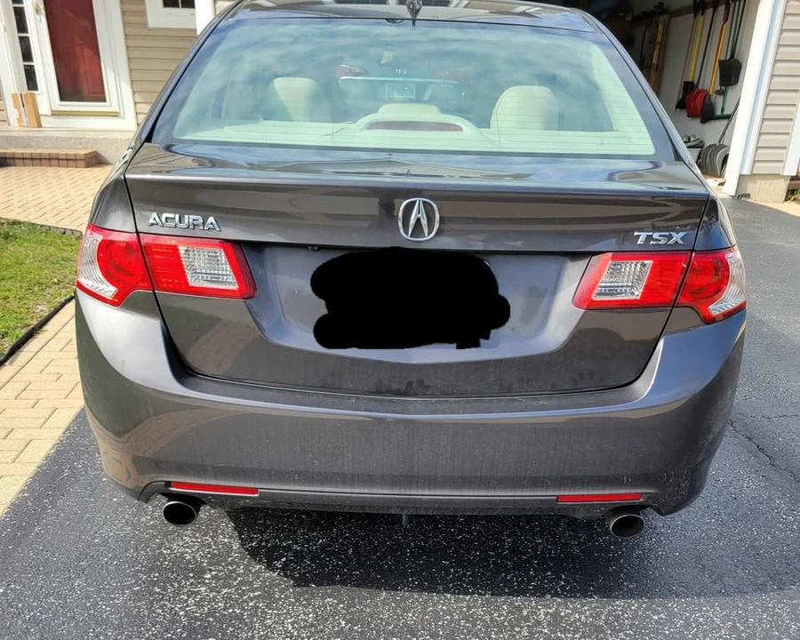 2010 Acura TSX 2nd Gen - Image 2 of 8