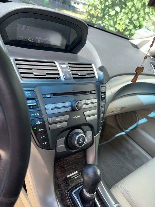 2010 Acura TL 4th Gen - Image 11 of 22