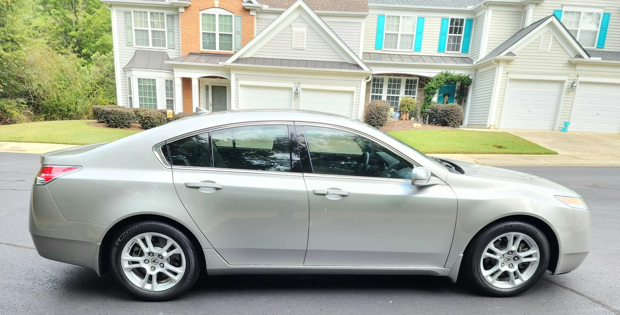 2010 Acura TL 4th Gen - Image 21 of 31