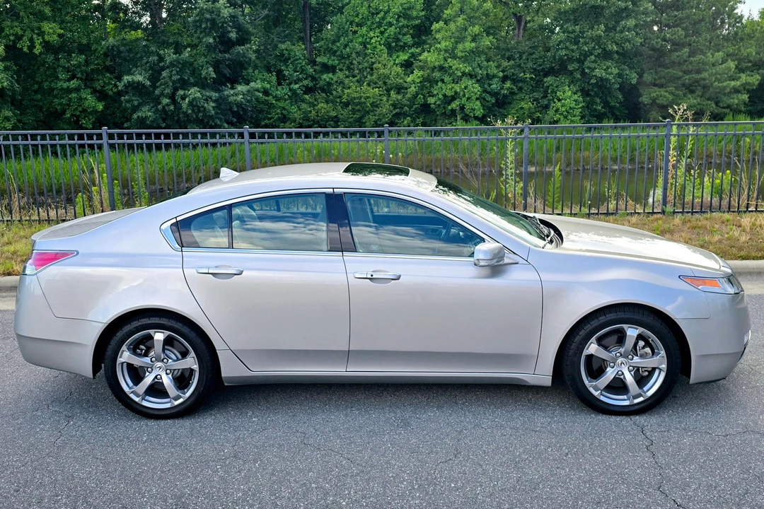 2010 Acura TL 4th Gen - Image 3 of 31