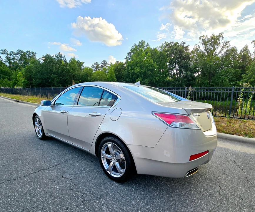 2010 Acura TL 4th Gen - Image 15 of 31