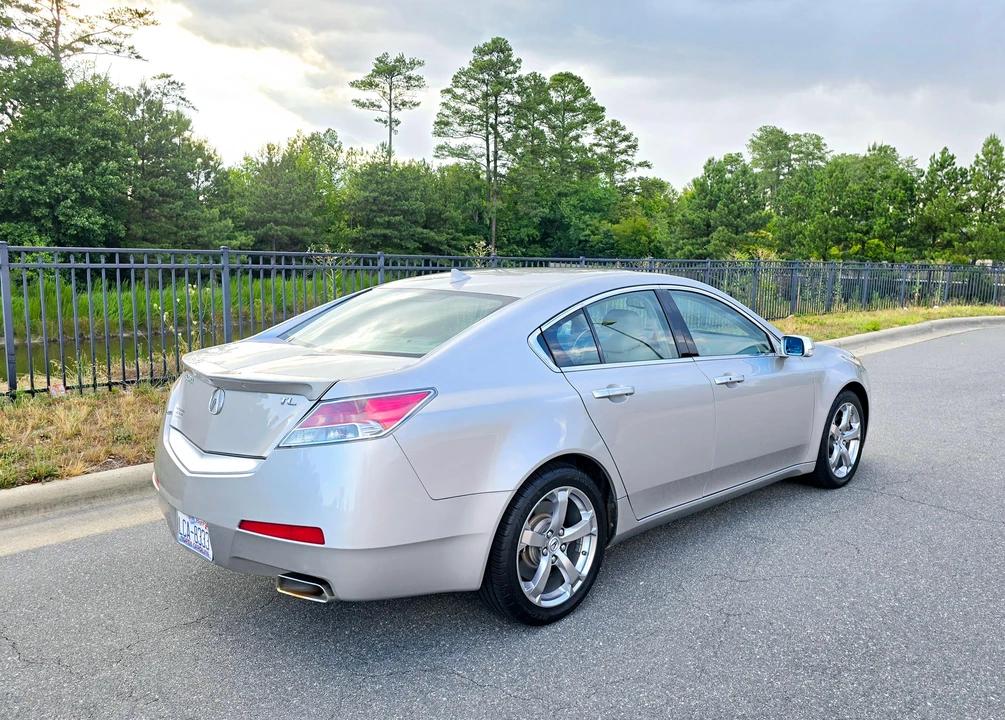 2010 Acura TL 4th Gen - Image 21 of 31