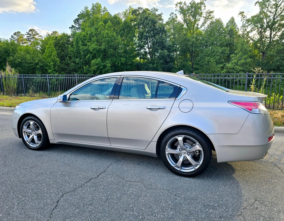 2010 Acura TL 4th Gen - Image 14 of 31