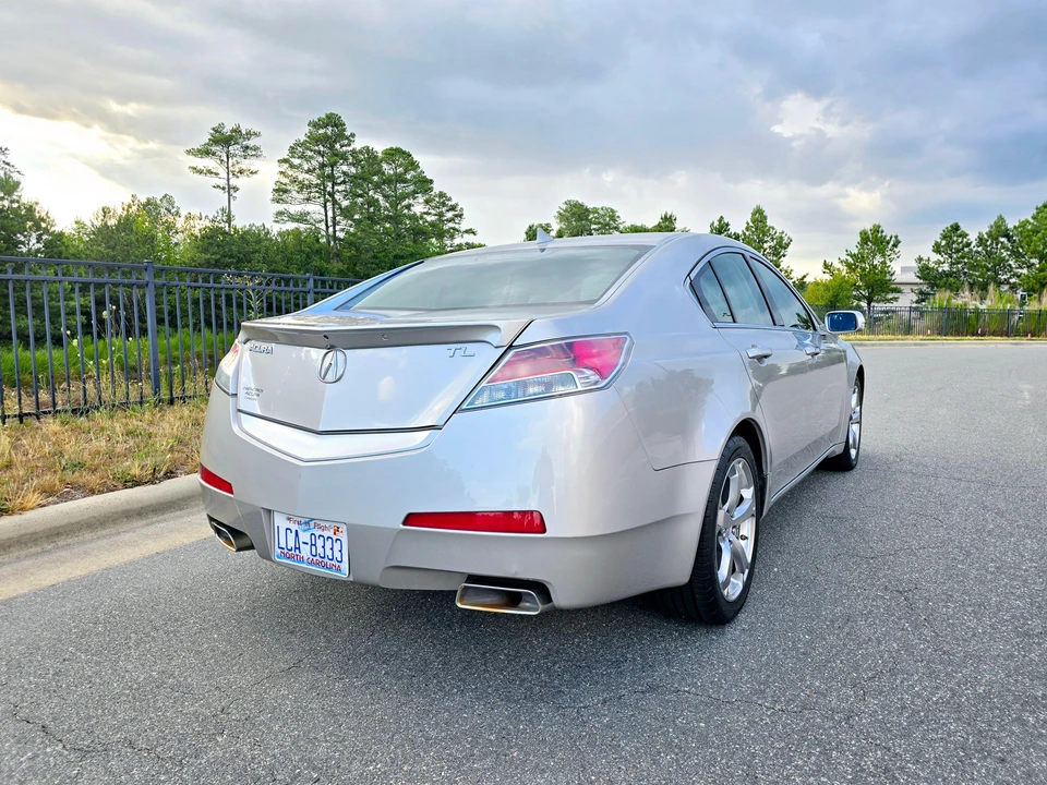 2010 Acura TL 4th Gen - Image 19 of 31