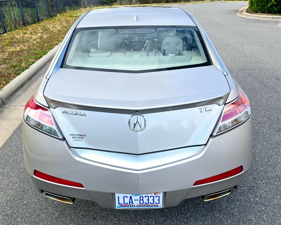 2010 Acura TL 4th Gen - Image 18 of 31
