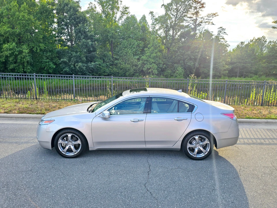 2010 Acura TL 4th Gen - Image 13 of 31