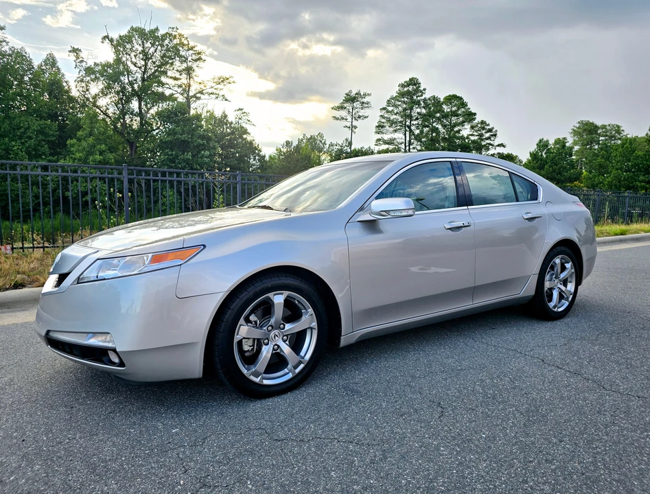 2010 Acura TL 4th Gen - Image 11 of 31