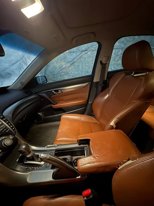 2010 Acura TL 4th Gen - Image 6 of 11