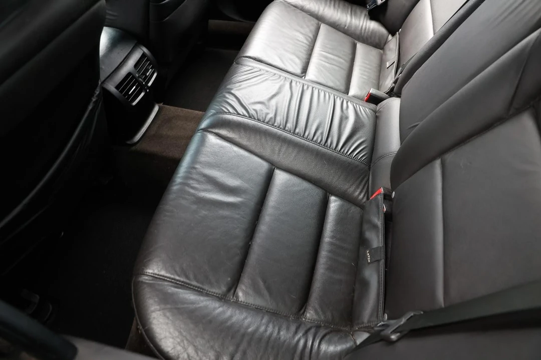 2010 Acura TL 4th Gen - Image 10 of 31