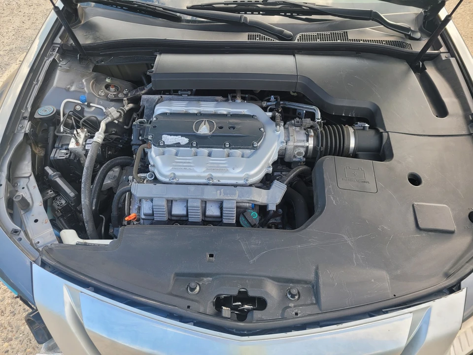 2010 Acura TL 4th Gen - Image 11 of 31