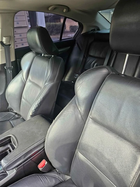 2010 Acura TL 4th Gen - Image 8 of 10