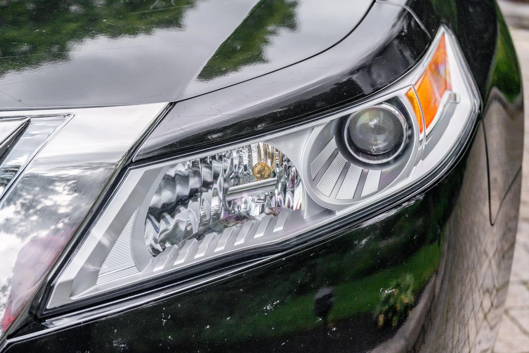 2010 Acura TL 4th Gen - Image 12 of 31