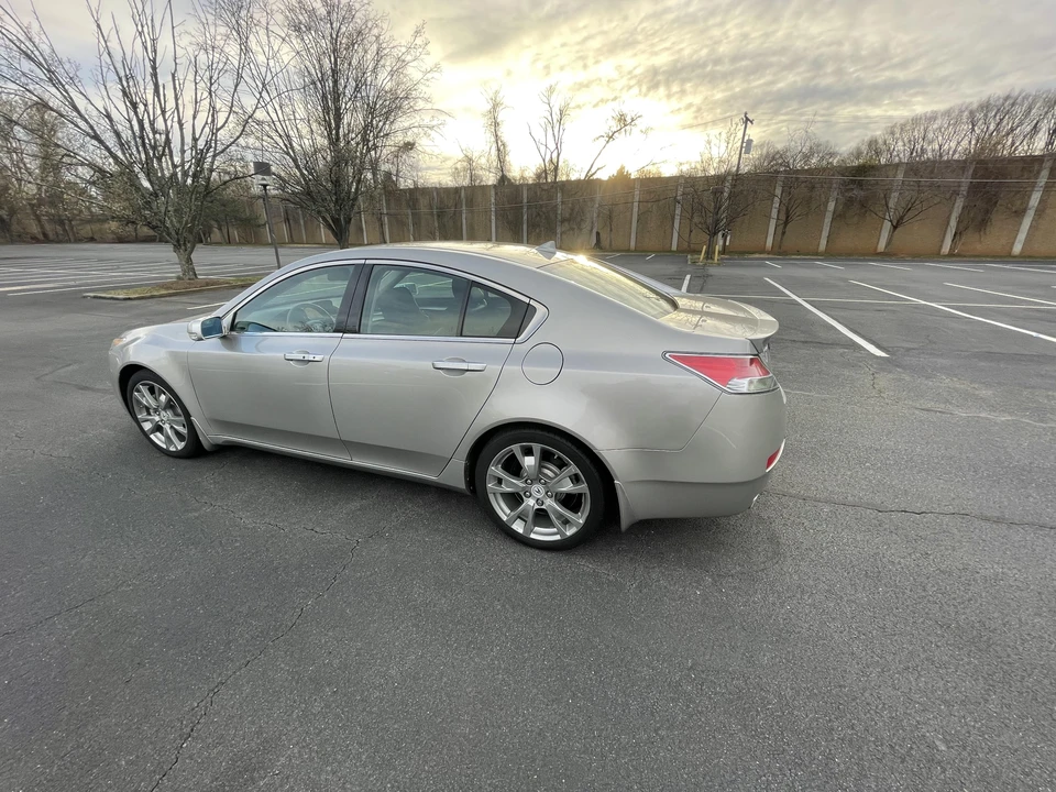 2010 Acura TL 4th Gen - Image 9 of 31