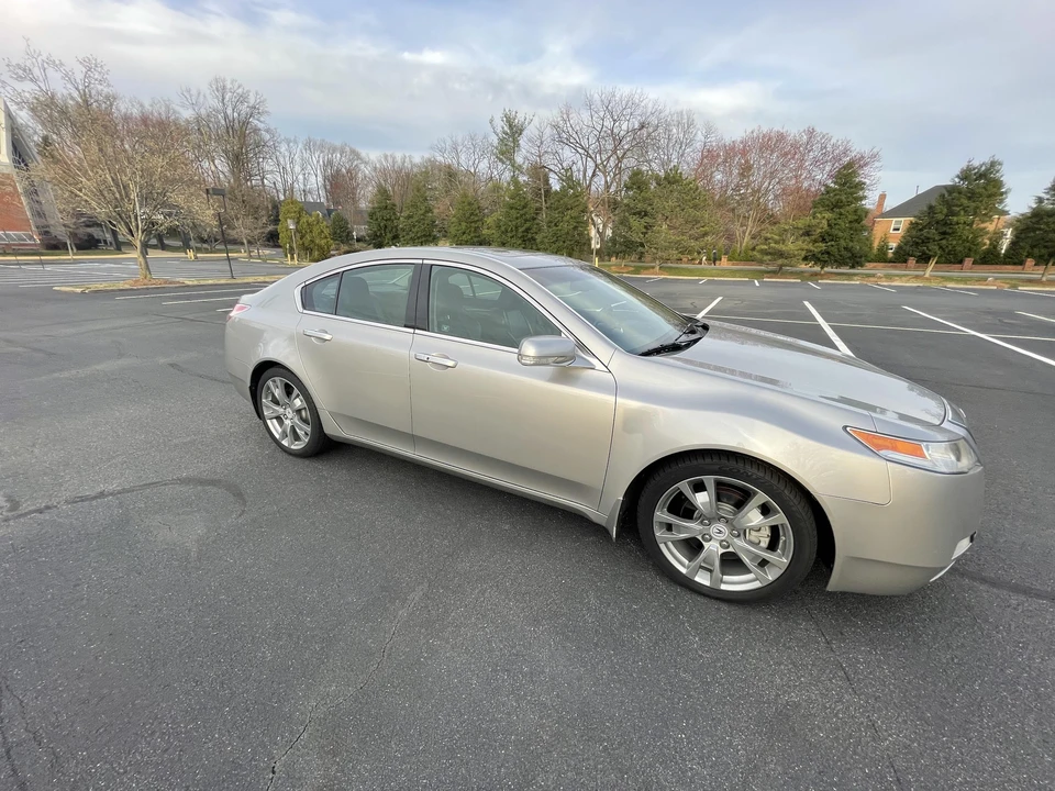 2010 Acura TL 4th Gen - Image 14 of 31