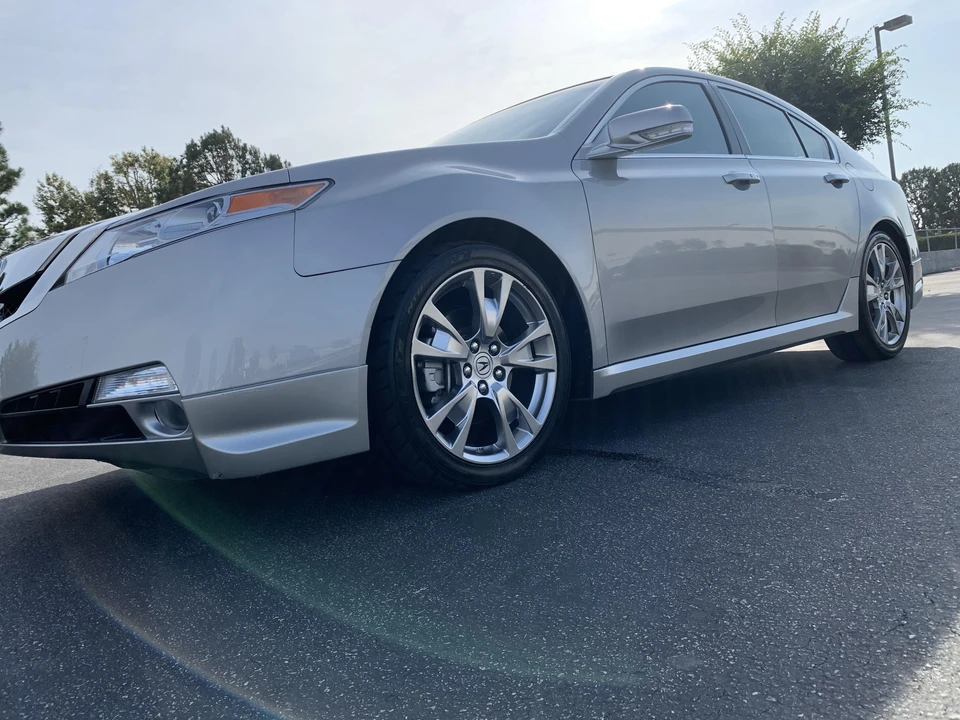 2010 Acura TL 4th Gen - Image 9 of 31