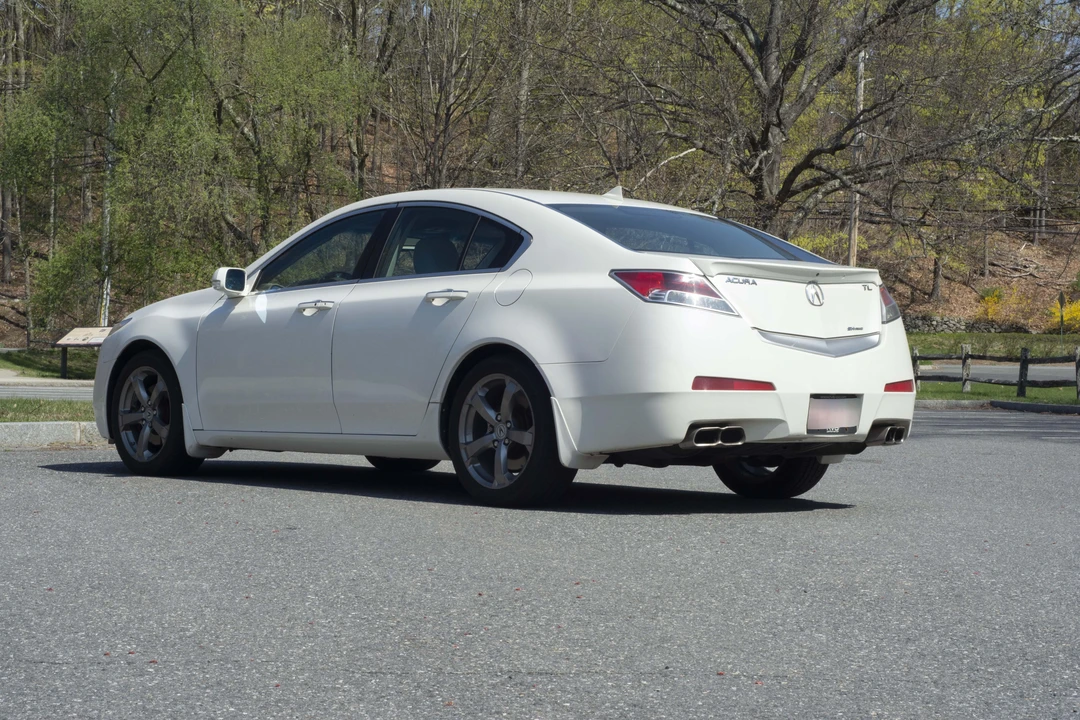 2010 Acura TL 4th Gen - Image 10 of 31