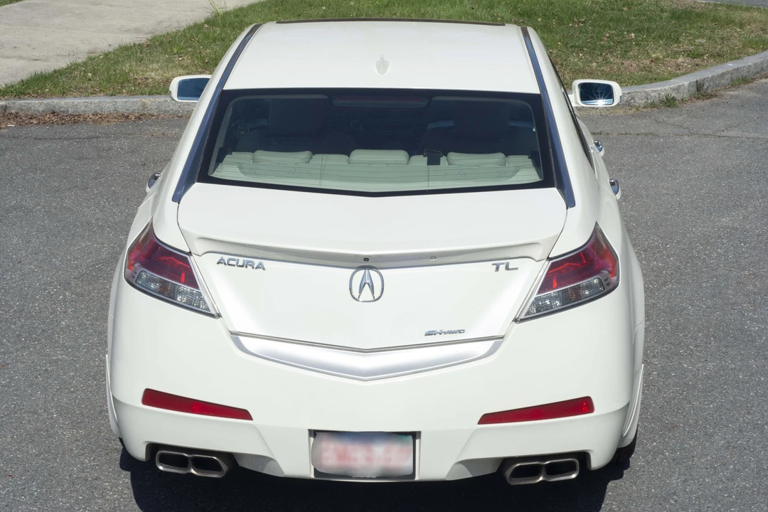 2010 Acura TL 4th Gen - Image 11 of 31