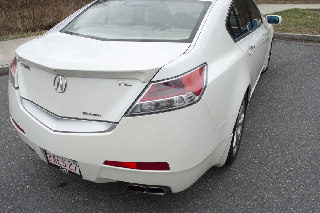 2010 Acura TL 4th Gen - Image 28 of 31