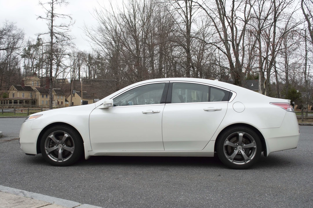 2010 Acura TL 4th Gen - Image 9 of 31